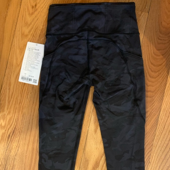 Fast and free HR crop 19” camo - Picture 6 of 7